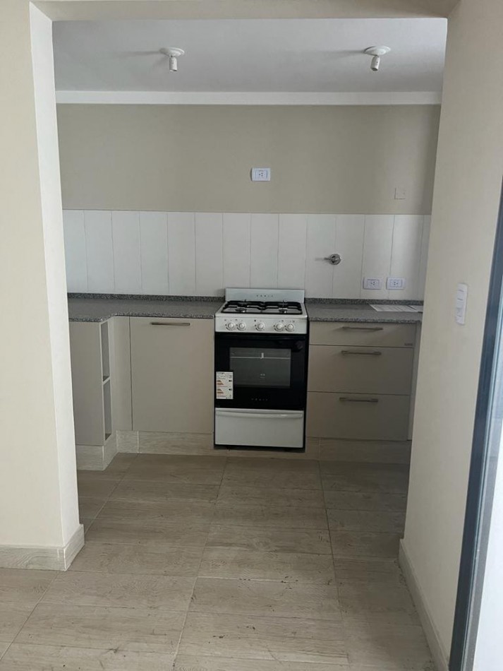 VENTA IMPECABLE DEPARTAMENTO 1 DORMITORIO EN BARRIO SUR 