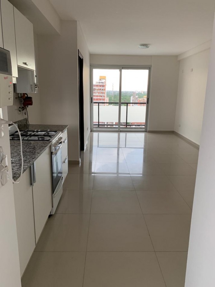 DEPARAMENTO 1 DORMITORIO EN VENTA, CON COCHERA