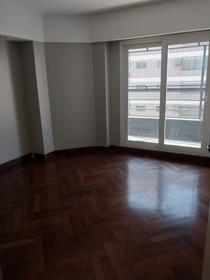 EN VTA SEMIPISO 3D BARRIO NORTE FRENTE PLAZA URQUIZA