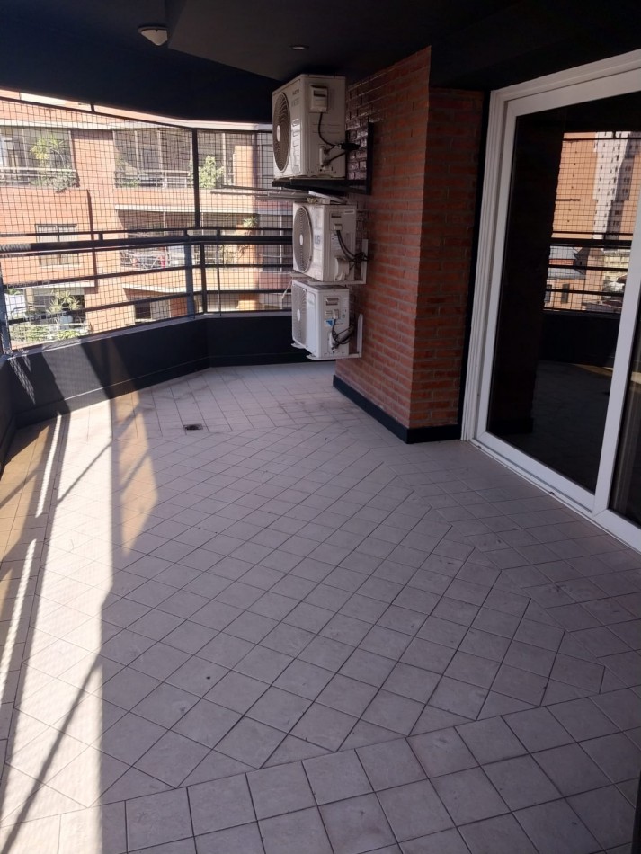 EN VTA SEMIPISO 3D BARRIO NORTE FRENTE PLAZA URQUIZA