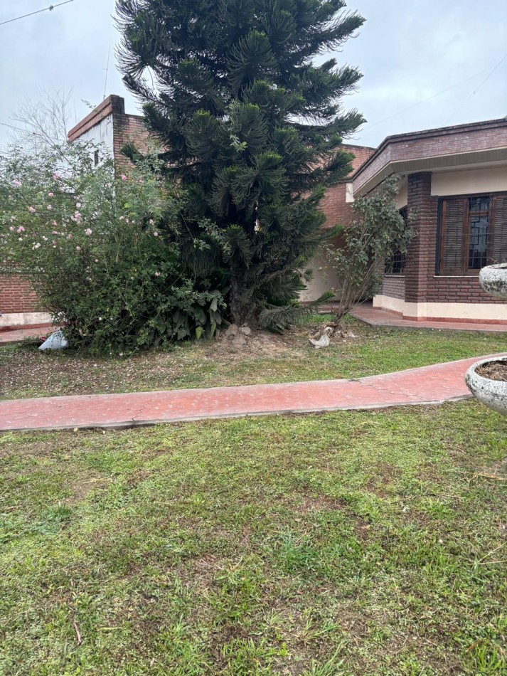 CASA EN ALQUILER A 50MTS DE AV. MATE DE LUNA 4300