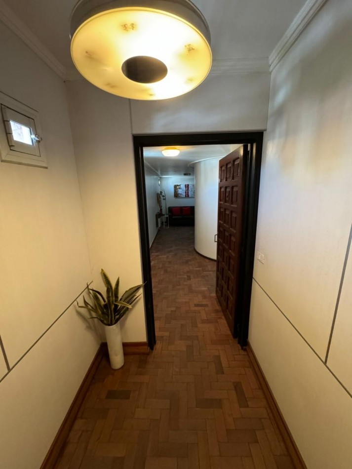 EXCLUSIVO DEPARTAMENTO EN VENTA, 25 DE MAYO 700 