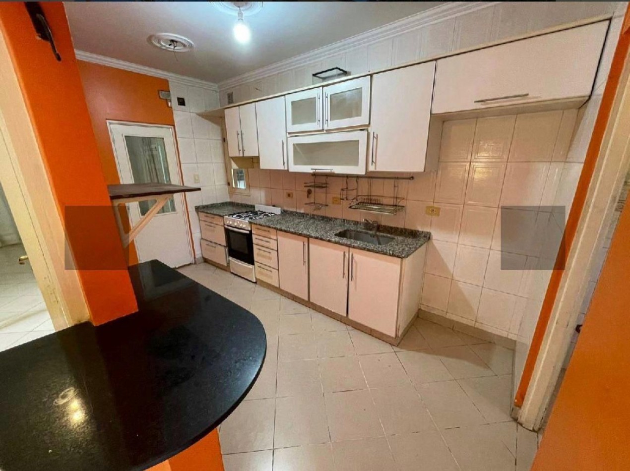 IMPECABLE CASA EN VENTA YB, INMEJORABLE ZONA!