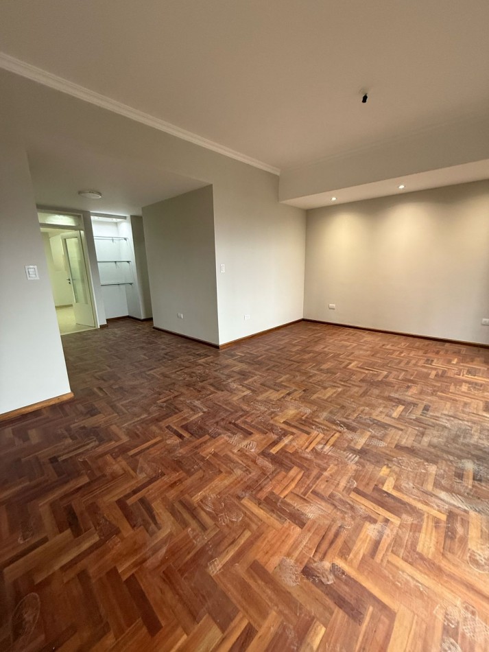 DEPARTAMENTO DE PRIMERA EN VENTA, 3 DORMITORIOS, APTO PARA CRED!!