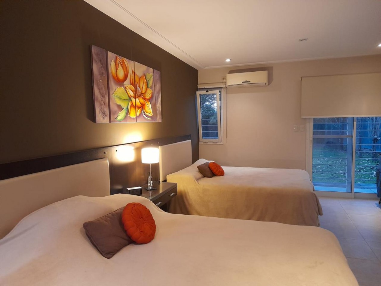 CASA EN VENTA DE PRIMER NIVEL EN LOS OLIVOS