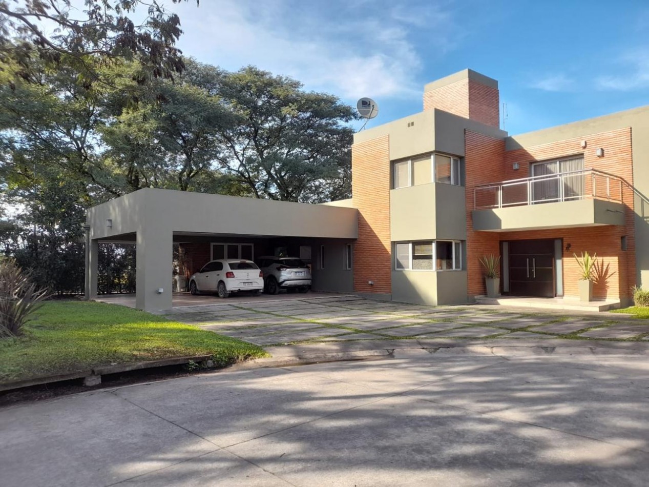 CASA EN VENTA DE PRIMER NIVEL EN LOS OLIVOS