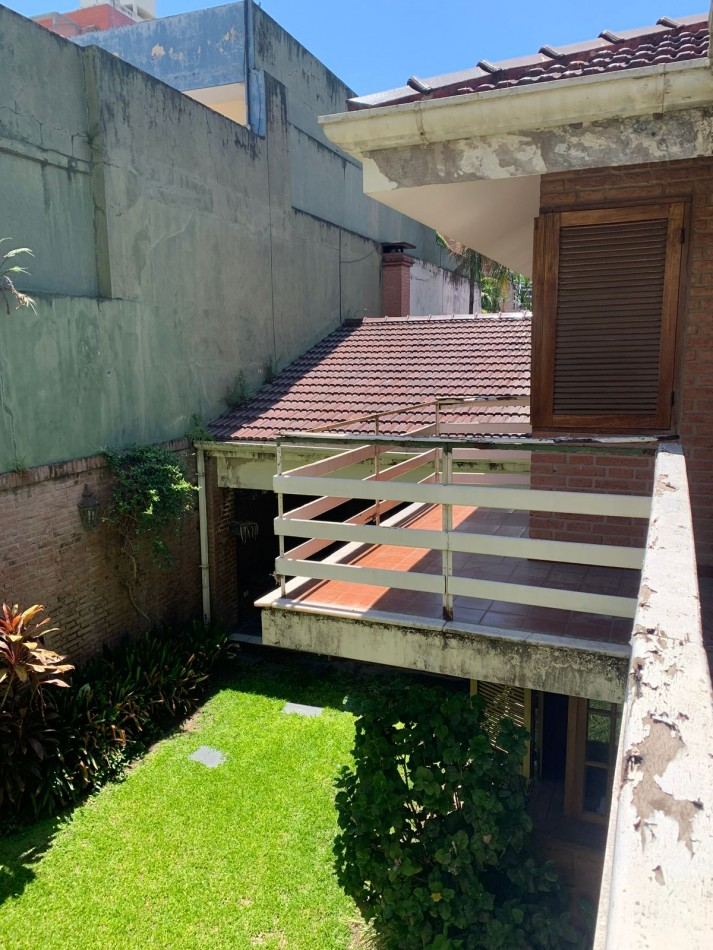 EN VENTA CASA BARRIO NORTE