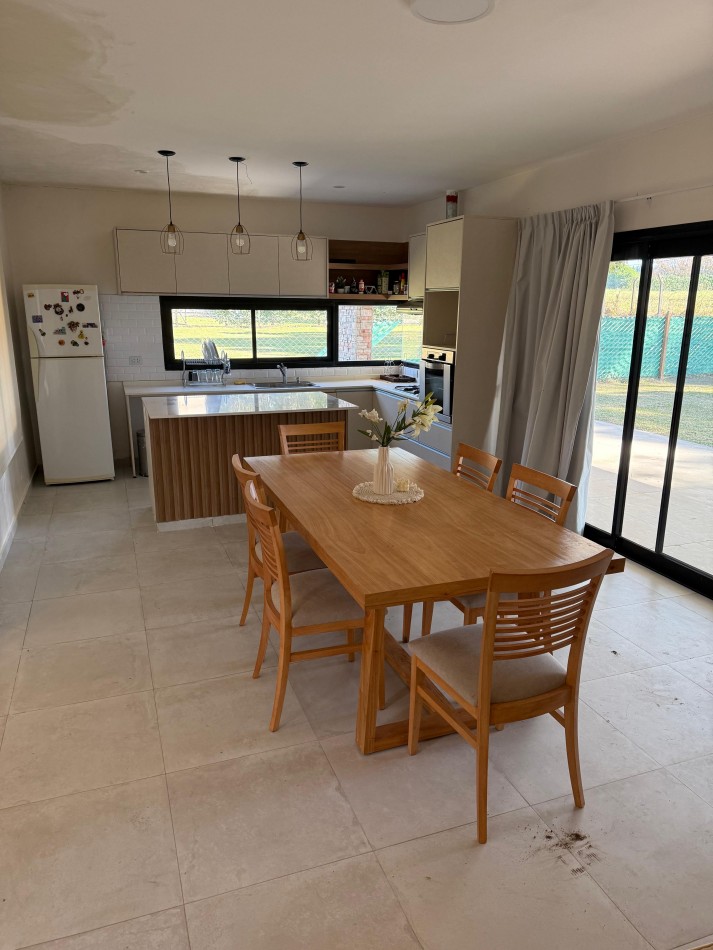 OPORTUNIDAD VENTA CASA COUNTRY LA HERENCIA 