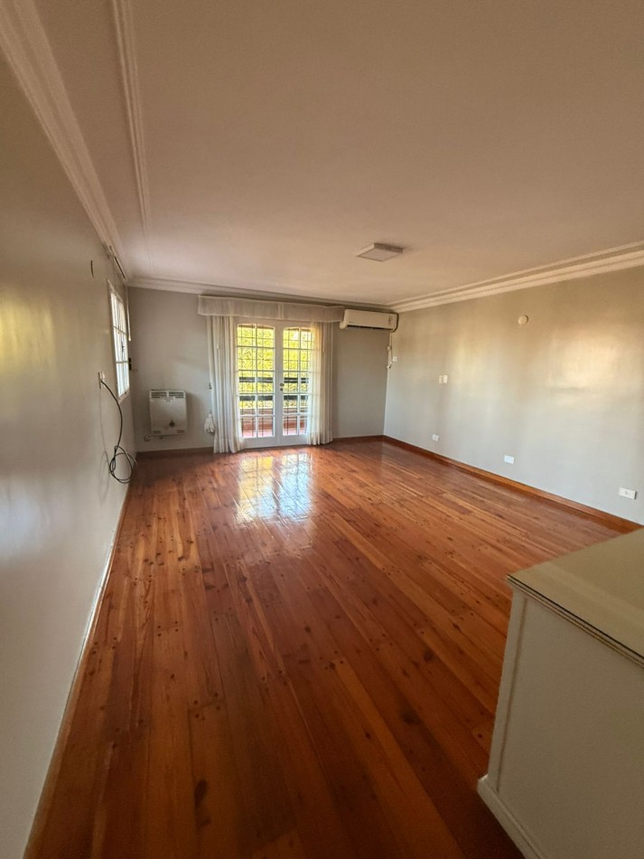 VENTA CASERON EN INMEJORABLE ZONA YERBA BUENA