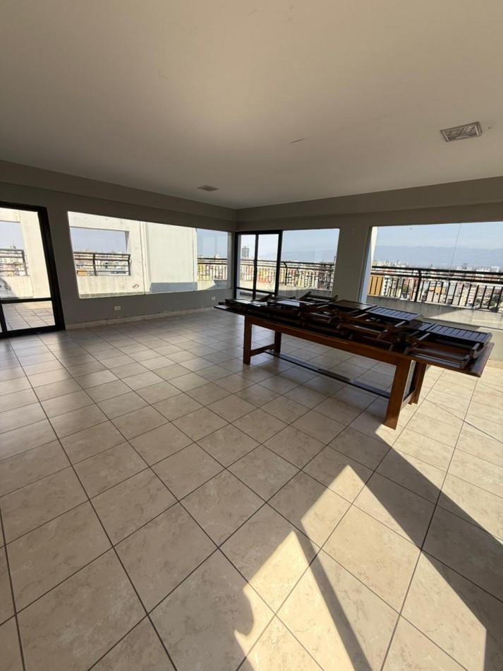 VENTA DEPARTAMENTO UBICACION DE PRIMERA, 25 DE MAYO 500