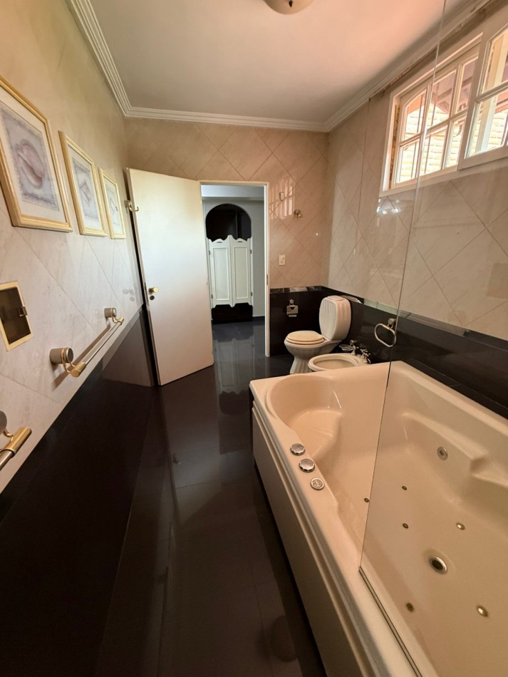 VENTA CASERON EN INMEJORABLE ZONA YERBA BUENA