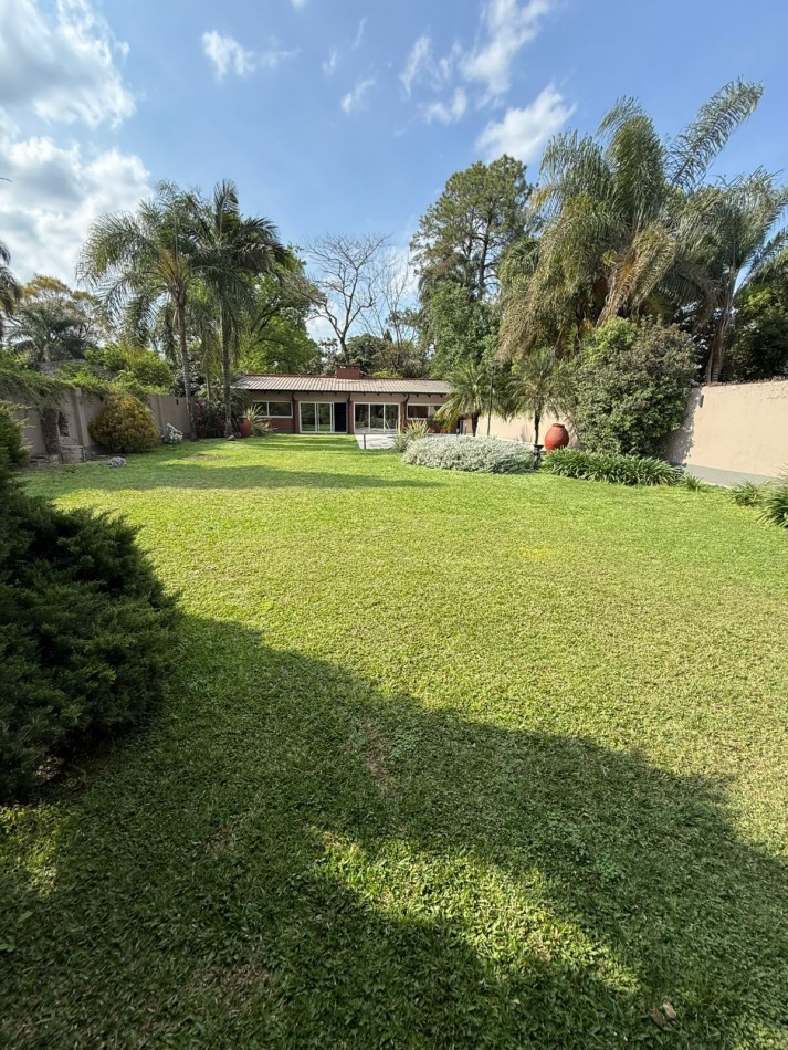 VENTA CASERON EN INMEJORABLE ZONA YERBA BUENA