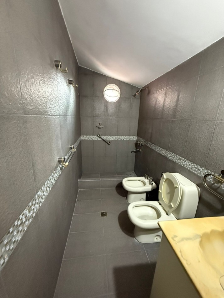 VENTA CASERON EN INMEJORABLE ZONA YERBA BUENA