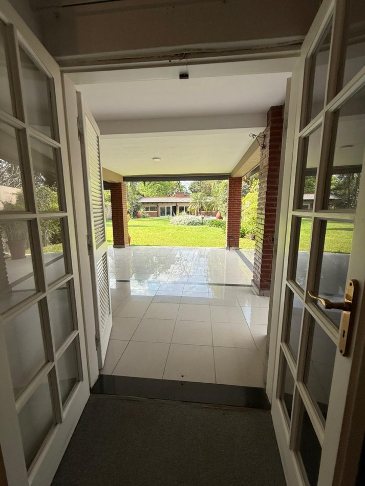 VENTA CASERON EN INMEJORABLE ZONA YERBA BUENA