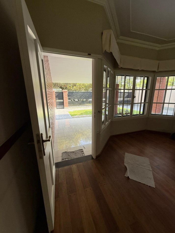 VENTA CASERON EN INMEJORABLE ZONA YERBA BUENA