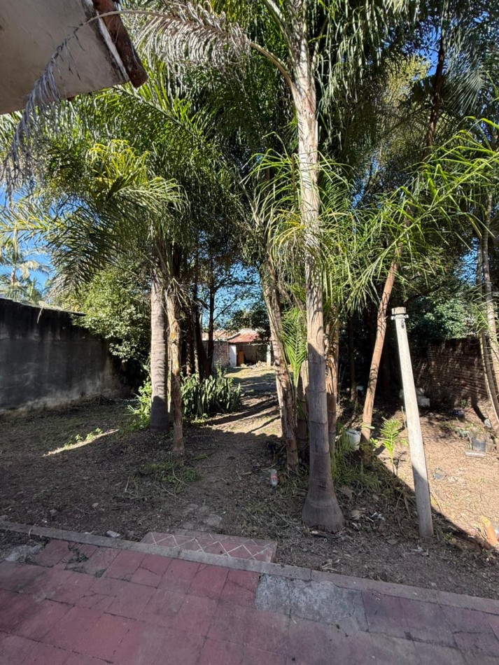 CASA EN VENTA SOBRE AV. ACONQUIJA 4600!!