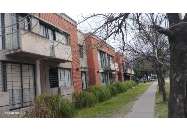 ALQUILER MONOAMBIENTE AMOBLADO SOBRE AV. PERON