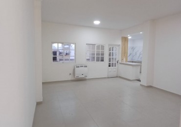 CASA A LA VENTA A ESTRENAR BARRIO SUR